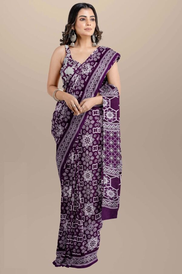 Voilete White Printed Mulmul Cotton Saree