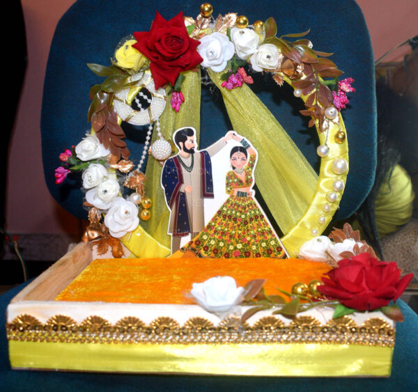 Yellow Engagement Ring Tray